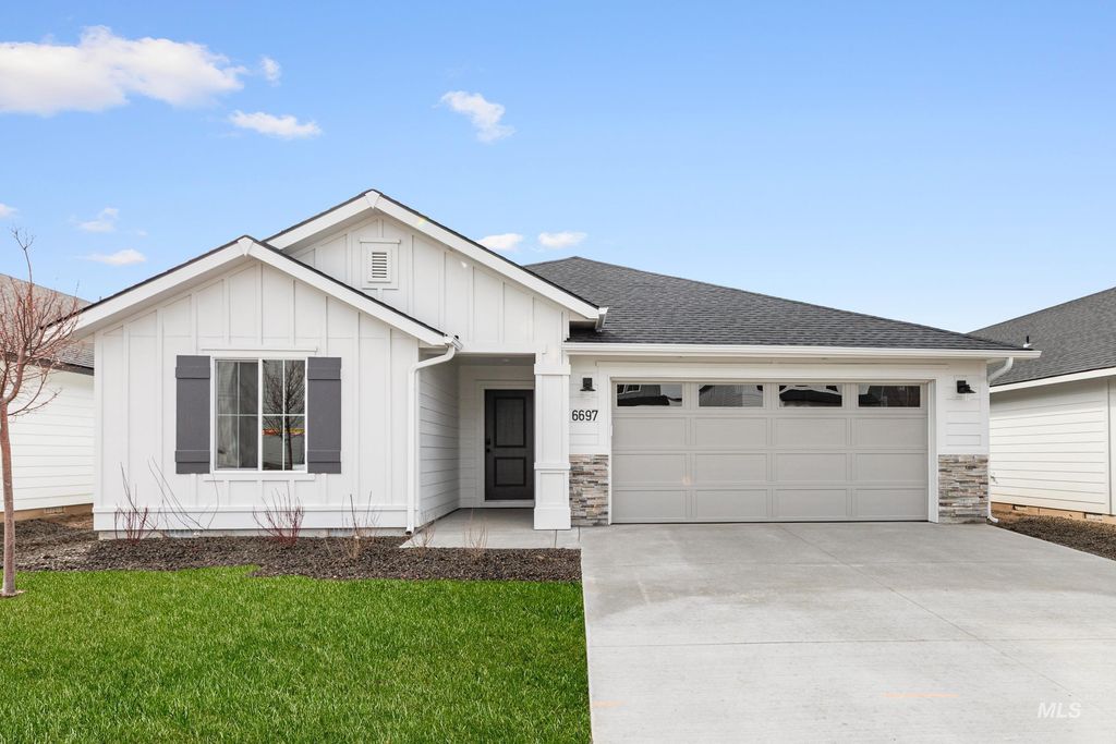 Photo of 2117 S Border Way, Meridian, ID 83642 (MLS # 98981608)