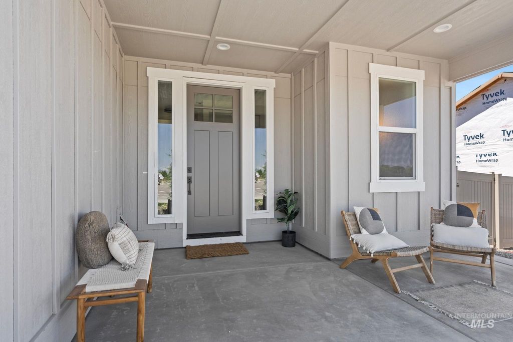 Photo of 420 S Diesel Way, Boise, ID 83716 (MLS # 98962072)