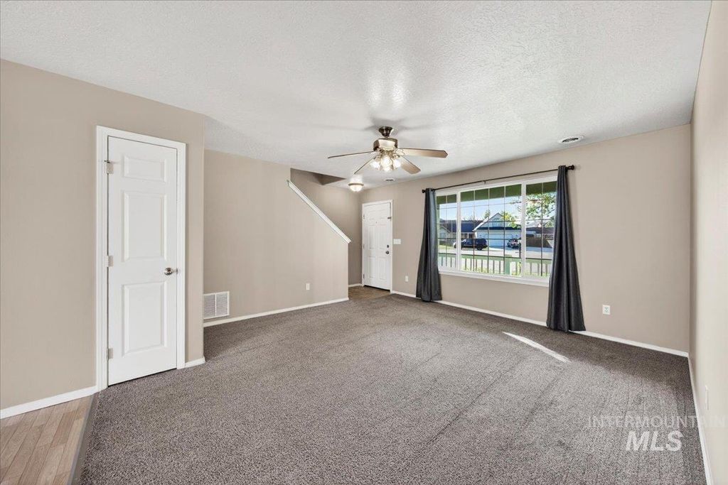 Photo of 17095 N Freeman Ct, Nampa, ID 83687 (MLS # 98984847)
