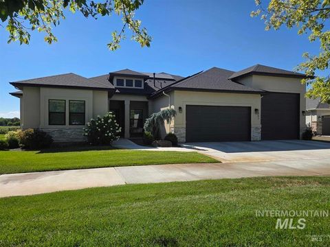 Photo of 6667 Trinity Creek Ln, Star, ID 83669 (MLS # 98981275)