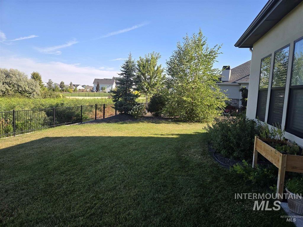 6667 Trinity Creek Ln