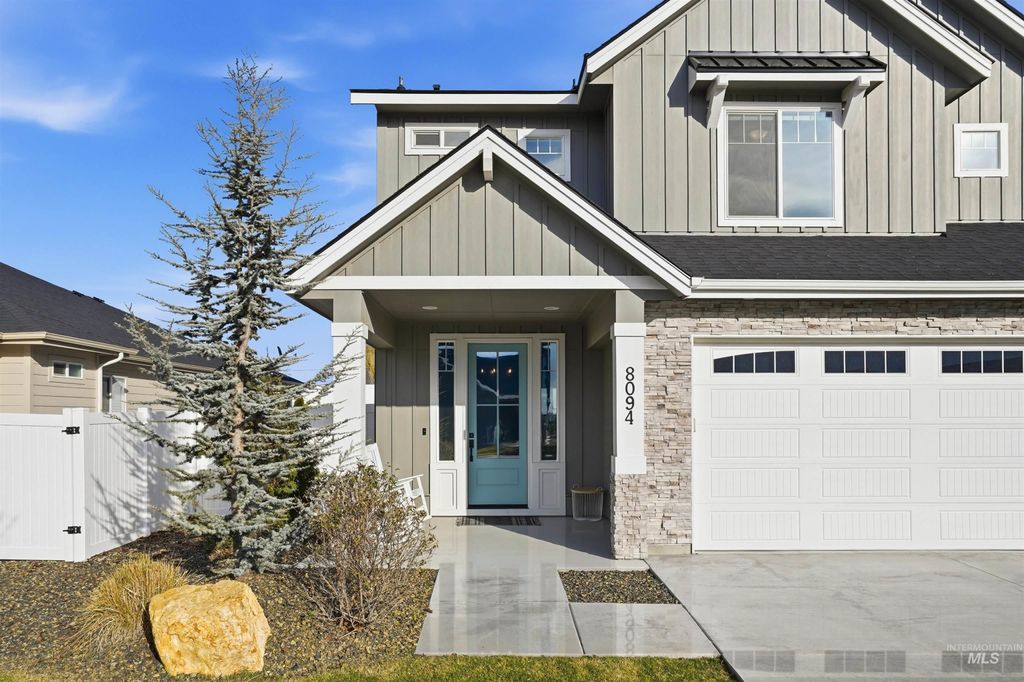 Photo of 8094 Basin Cove Ave, Middleton, ID 83644 (MLS # 98976674)