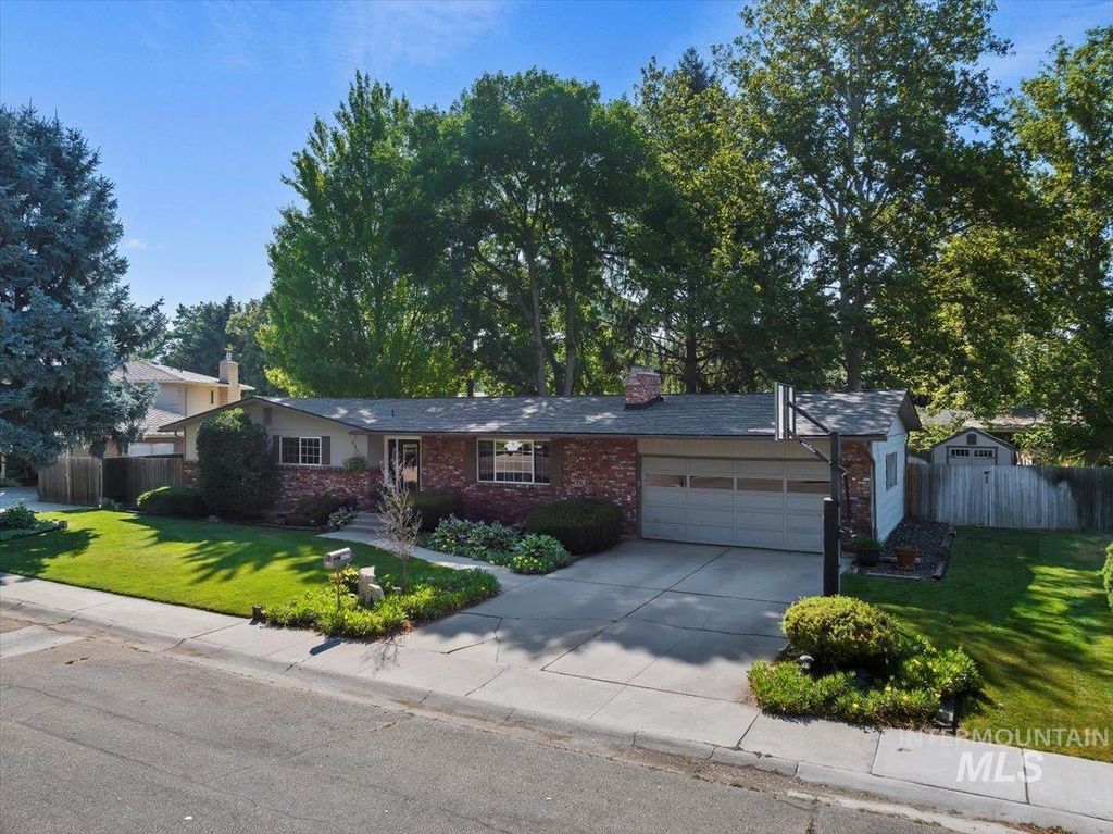 Photo of 8707 W Stynbrook Dr, Boise, ID 83704 (MLS # 98963779)