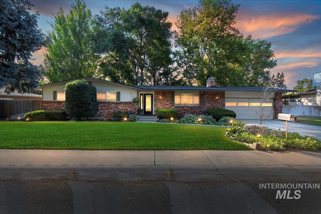 Photo of 8707 W Stynbrook Dr, Boise, ID 83704 (MLS # 98963779)