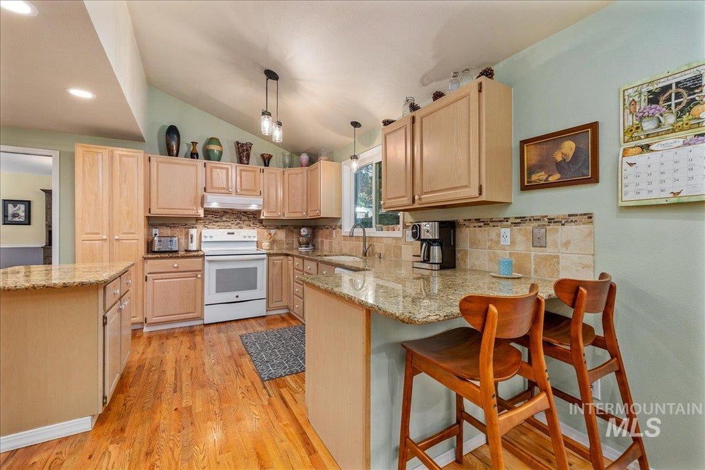 Photo of 2887 S Snowflake Dr, Boise, ID 83706 (MLS # 98999886)