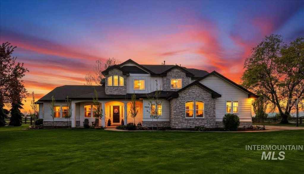 Photo of 7933 S Old Farm Lane, Meridian, ID 83642 (MLS # 98982092)