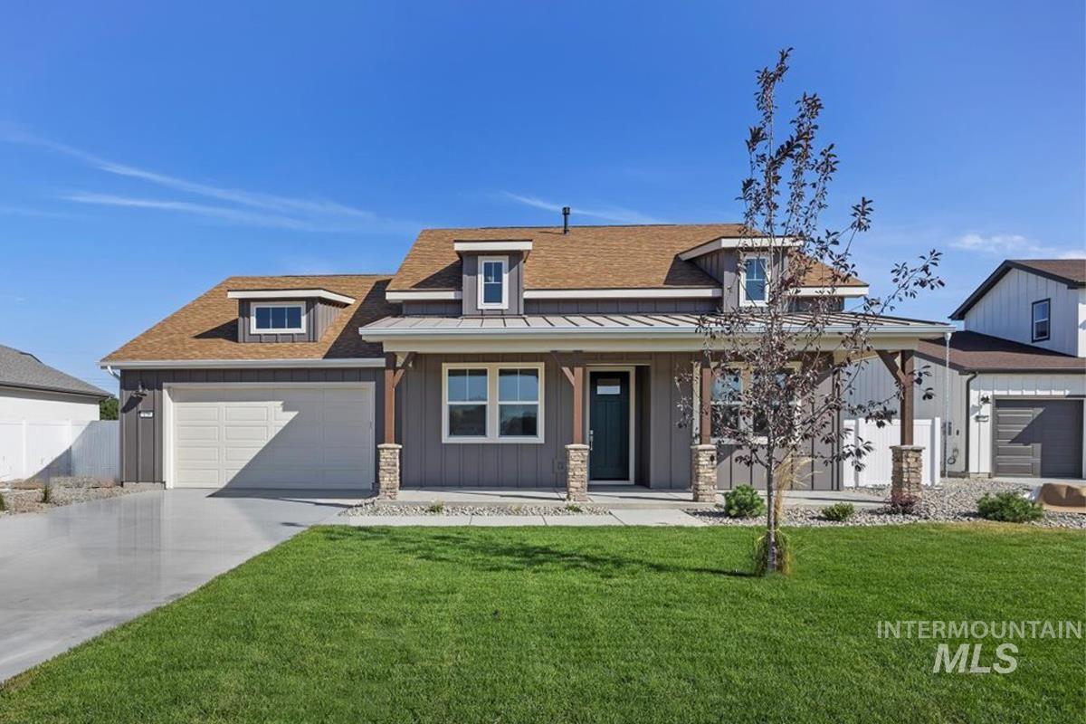 178 Maxine Lane West