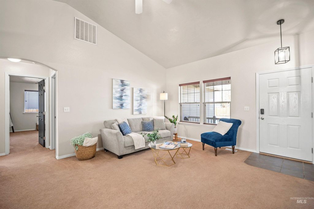 Photo of 4319 W Newland Street, Meridian, ID 83642 (MLS # 98982060)