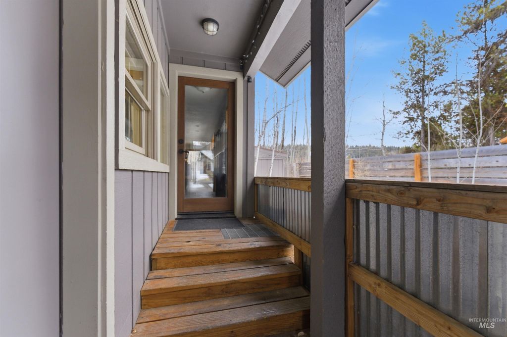 Photo of 1658 Timber Cir, McCall, ID 83638 (MLS # 98978522)