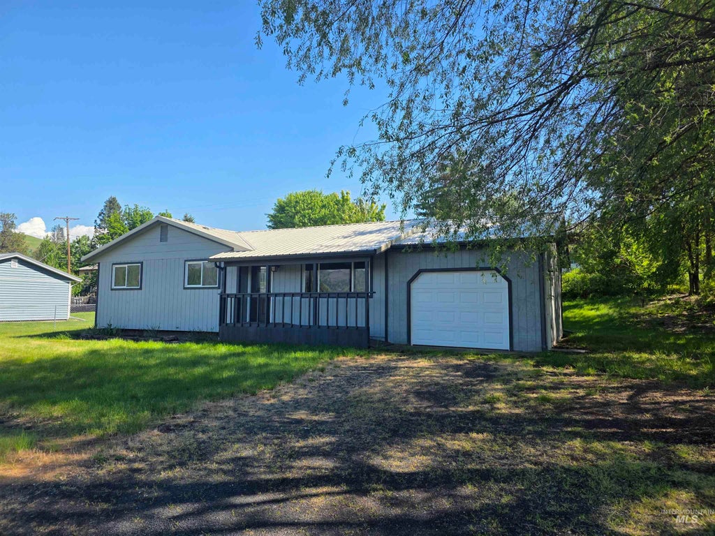 Photo of 310 Fir Rd, Kamiah, ID 83536 (MLS # 99000607)