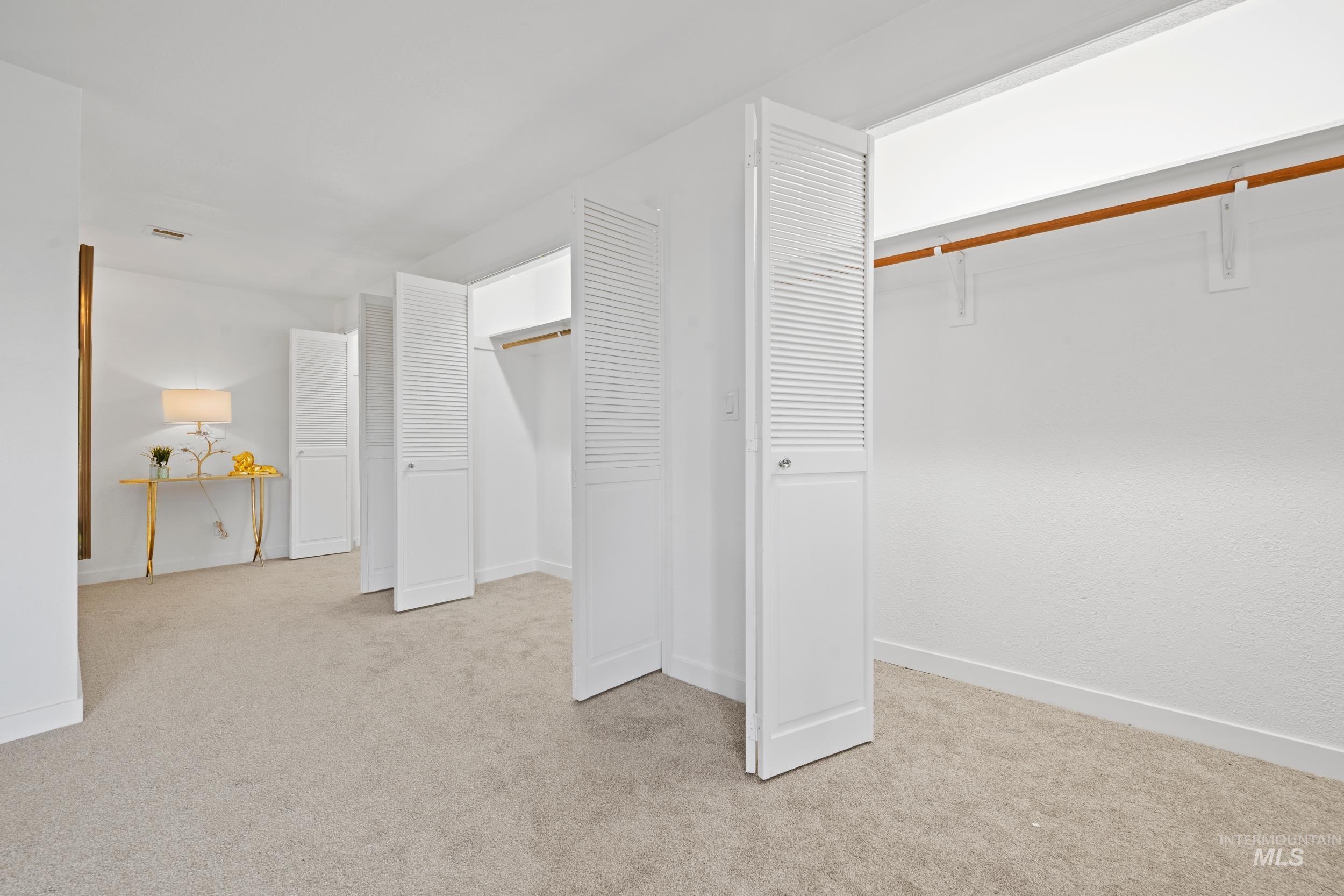 XL Primary Suite Closets (3)