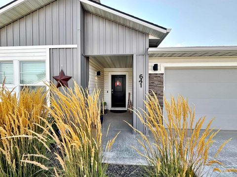 Photo of 641 S Bangor Way, Nampa, ID 83687 (MLS # 98959694)