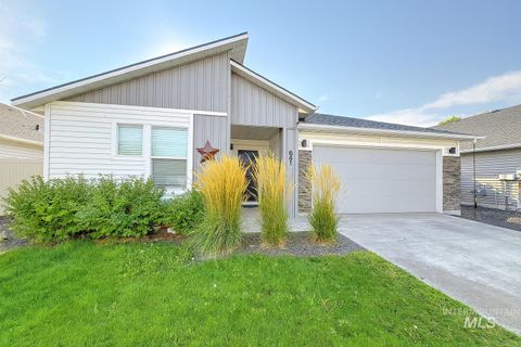 641 S Bangor Way Nampa ID 83687