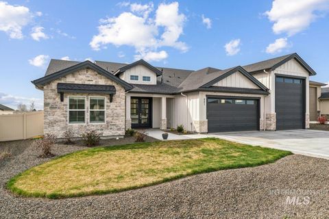 Photo of 521 S Gabriel Ln, Nampa, ID 83687 (MLS # 98978770)