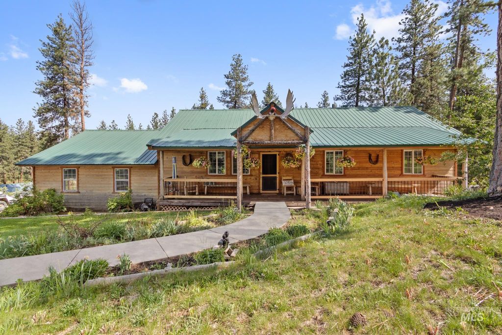 Photo of 12 Deer Drive, Idaho City, ID 83631 (MLS # 98953581)