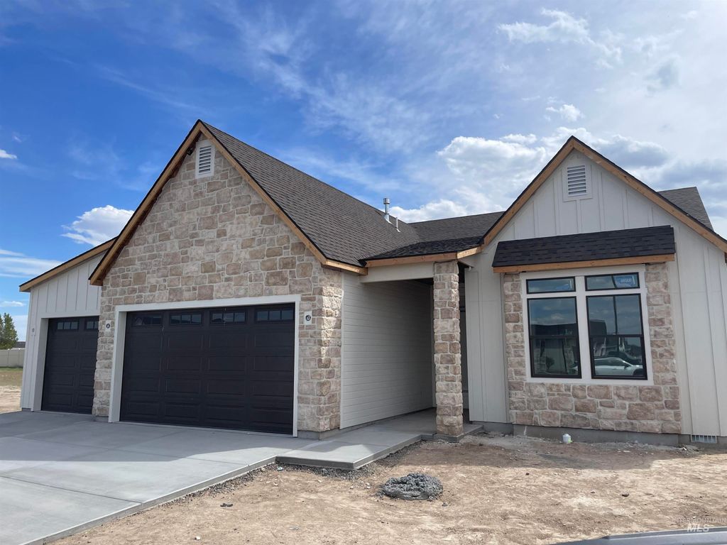 Photo of 783 Kamiah Rd, Twin Falls, ID 83301 (MLS # 98985681)