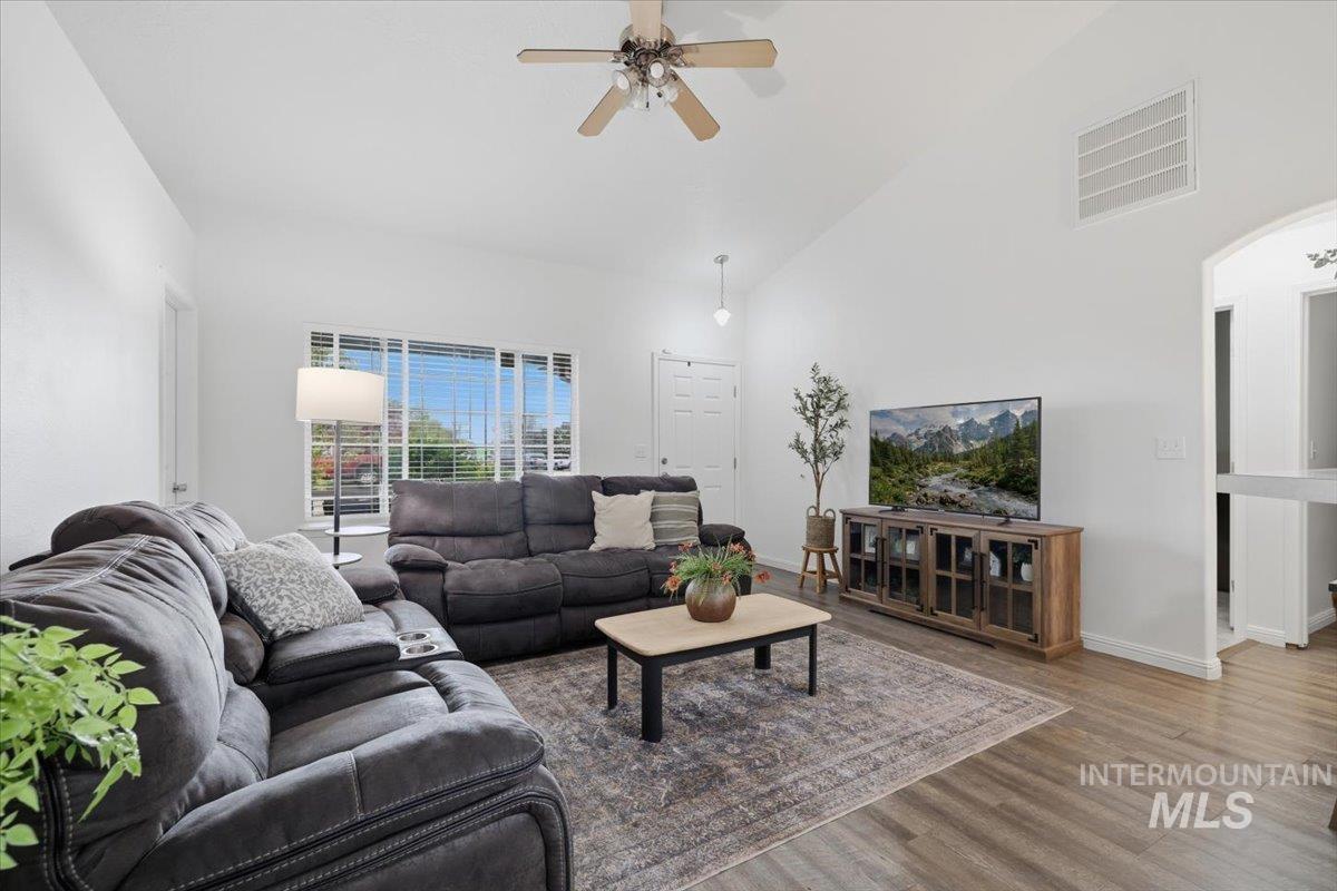 2518 Strayhorn Dr.
