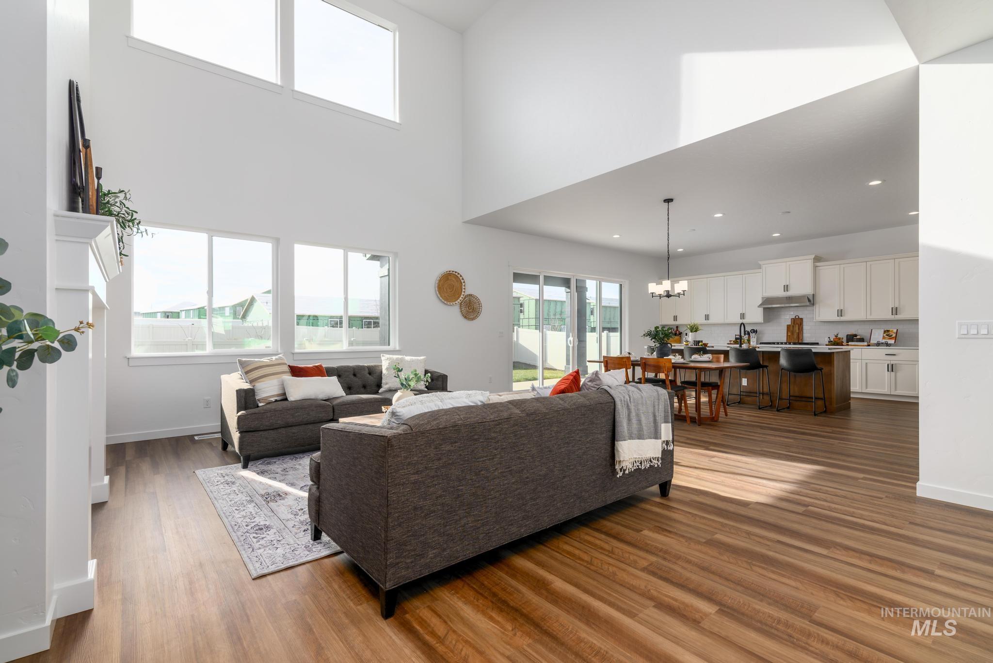 1240 W Switchgrass Dr