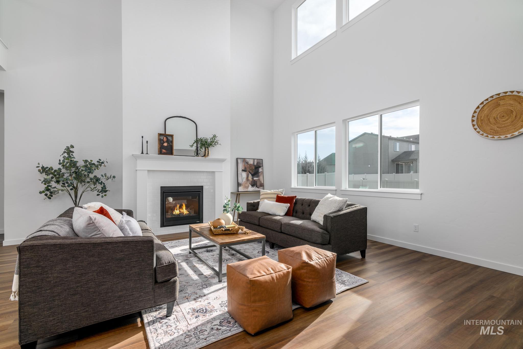 1240 W Switchgrass Dr