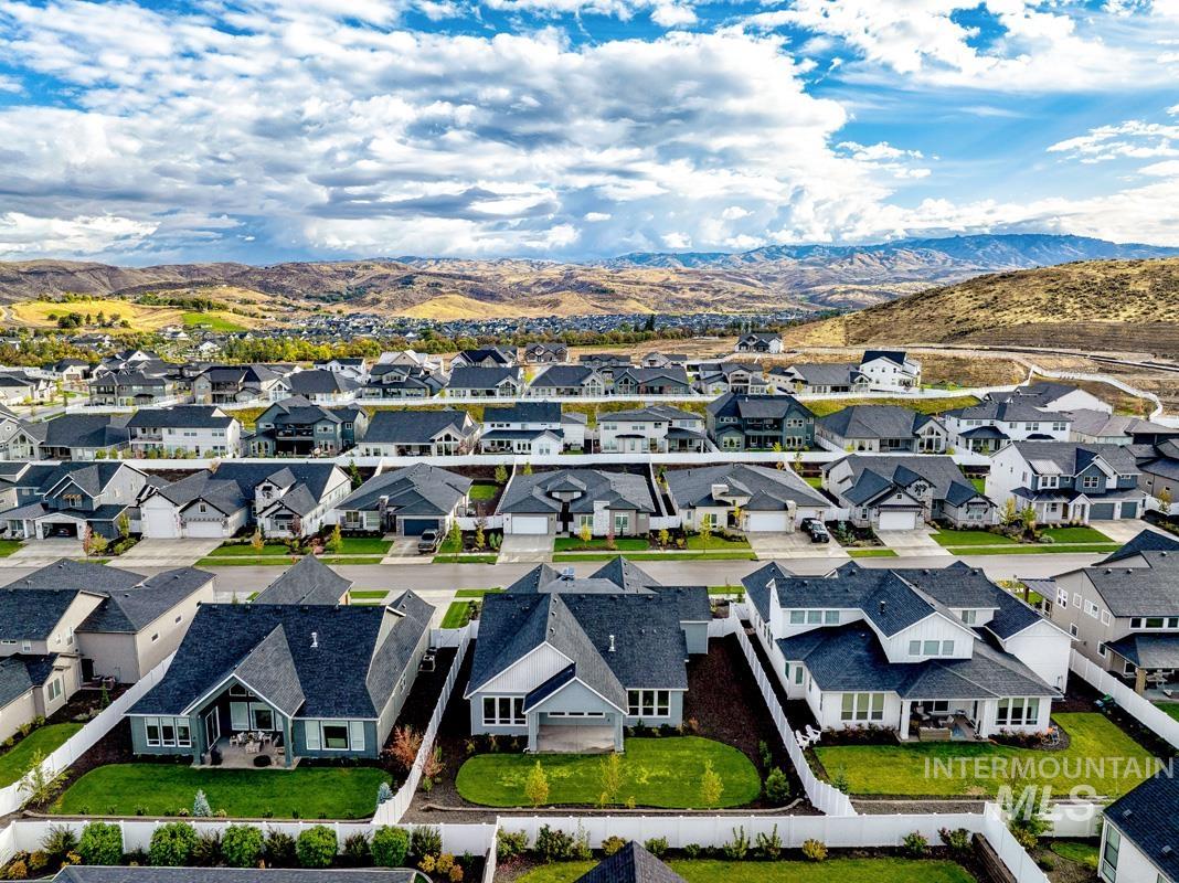 Bird's eye view of a mountainous background