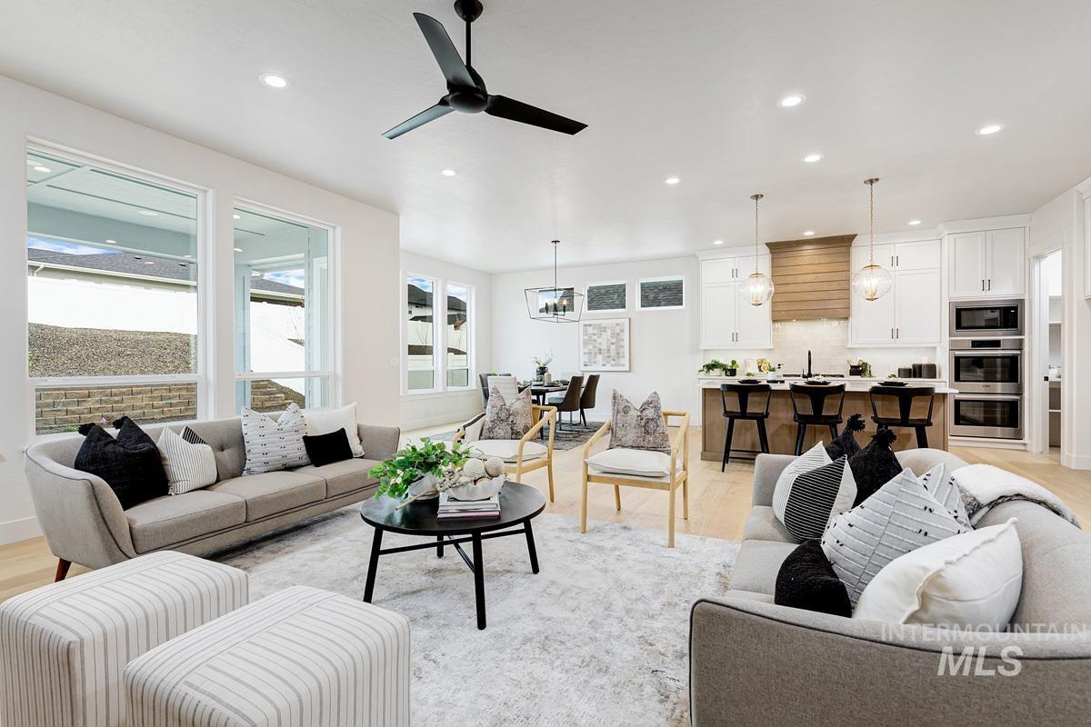 13475 N Tierra Linda Way