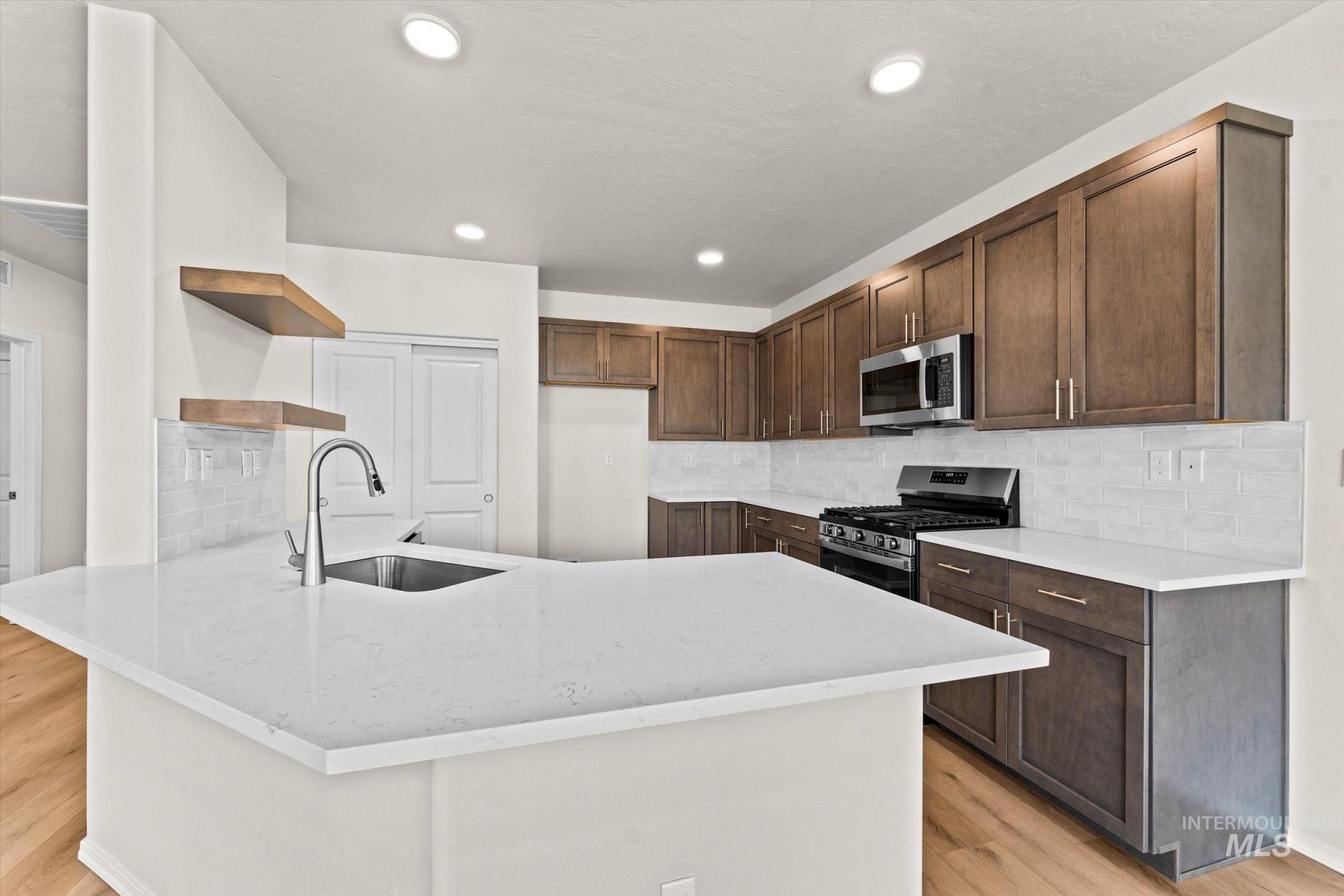 873 W Audrey Acres Dr