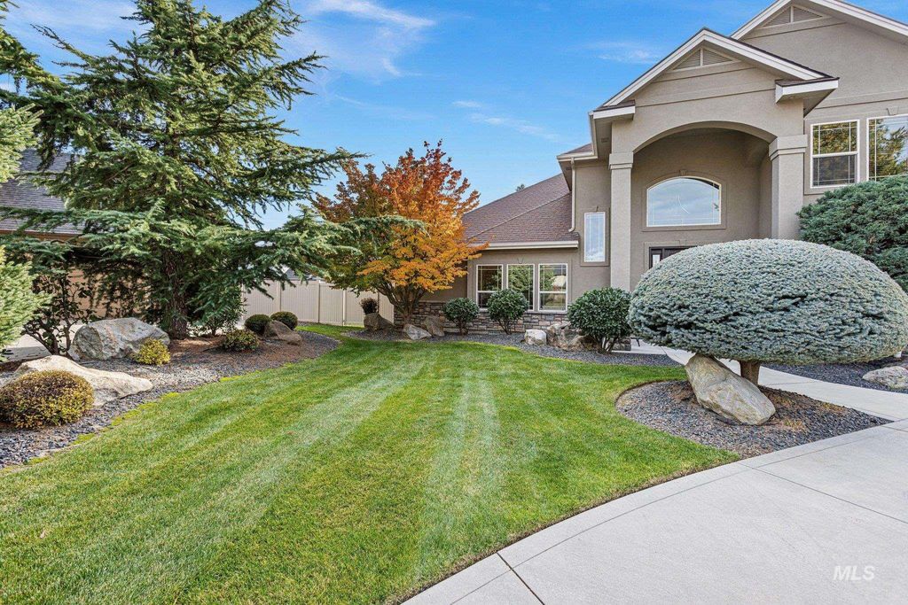 Photo of 3615 N Summerpark Pl, Meridian, ID 83646 (MLS # 98966963)