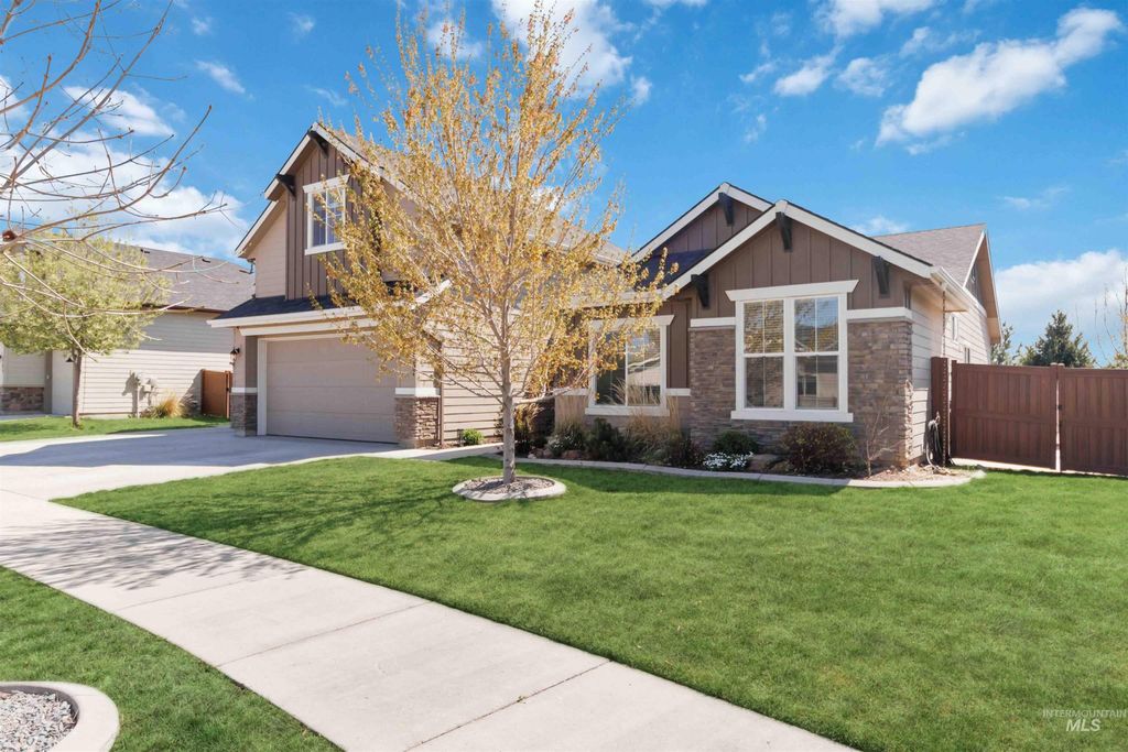 Photo of 5737 W Donatella St, Eagle, ID 83616 (MLS # 98984596)