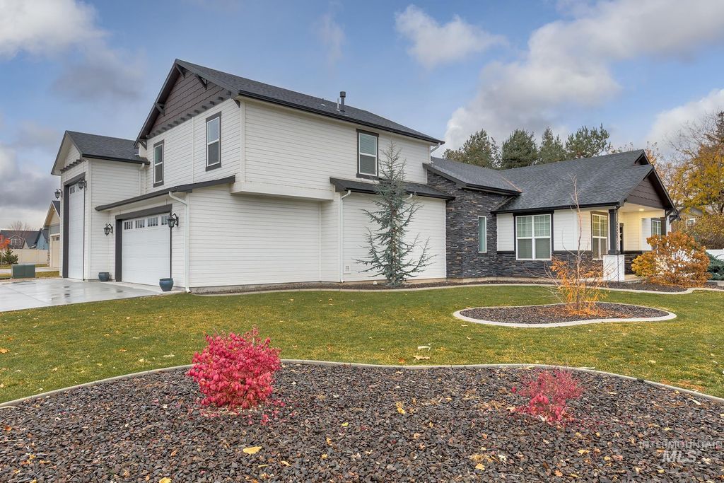 Photo of 3025 Sepulveda Drive, Fruitland, ID 83619 (MLS # 98967636)