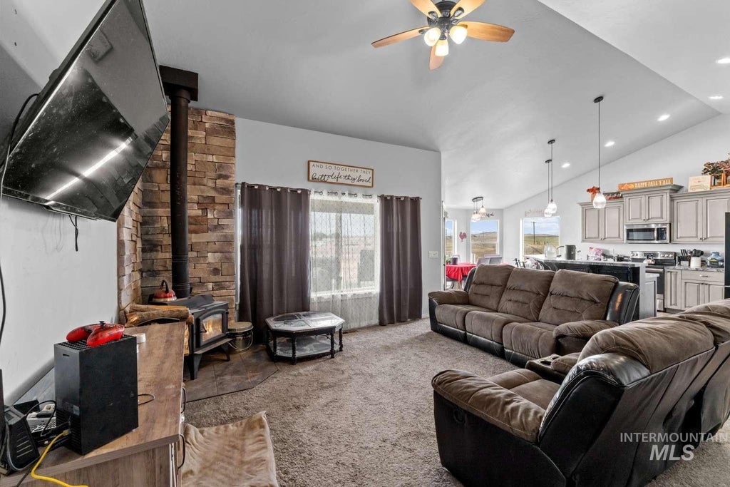 Photo of 523 N 250 E, Shoshone, ID 83352 (MLS # 98997921)