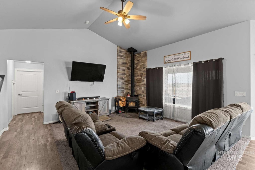 Photo of 523 N 250 E, Shoshone, ID 83352 (MLS # 98997921)