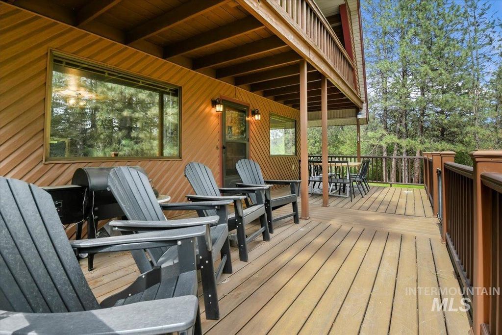 Photo of 76 W Castle Creek Rd, Garden Valley, ID 83622 (MLS # 98948027)