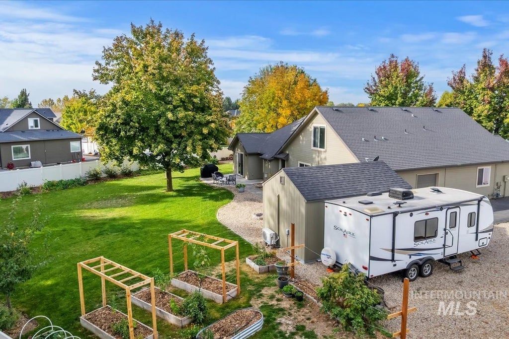 Photo of 3052 S Thomas Mill Pl, Nampa, ID 83686 (MLS # 99004297)