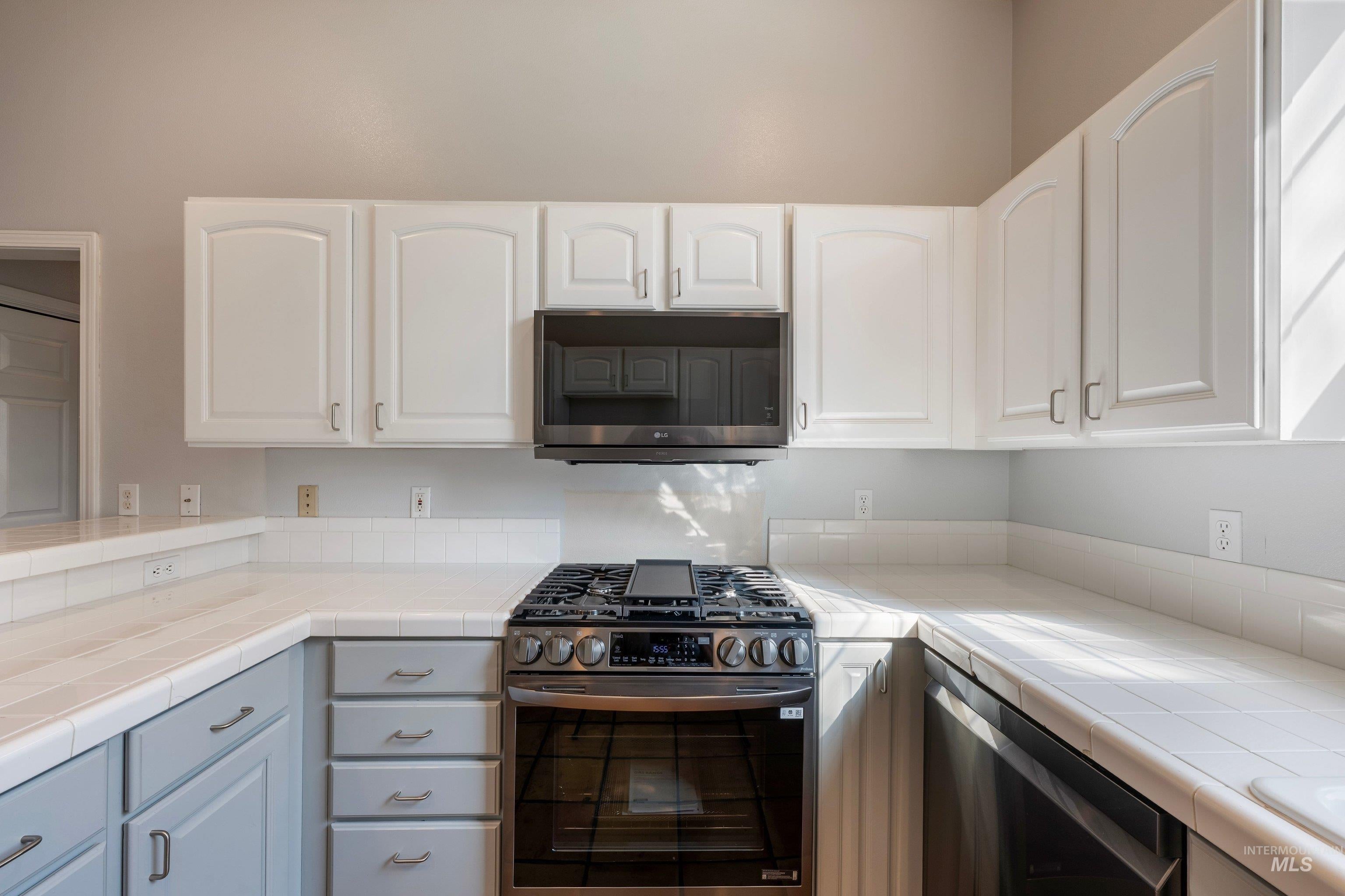 7436 W Garden Glen Drive