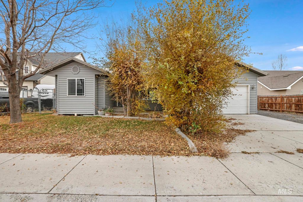 Photo of 1309 Lauren Ln, Filer, ID 83328 (MLS # 98955190)