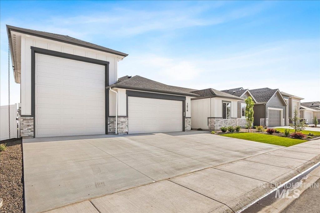 Photo of 1676 Sandbar Rd, Emmett, ID 83617 (MLS # 98969317)