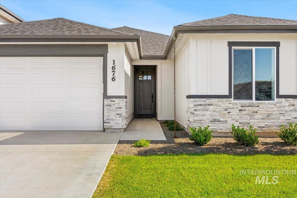 Photo of 1676 Sandbar Rd, Emmett, ID 83617 (MLS # 98969317)