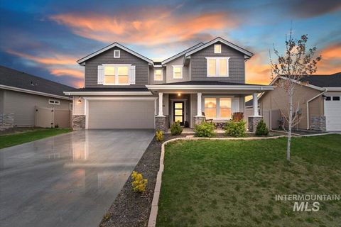 Photo of 3074 N Greengate Way, Star, ID 83669 (MLS # 98977665)