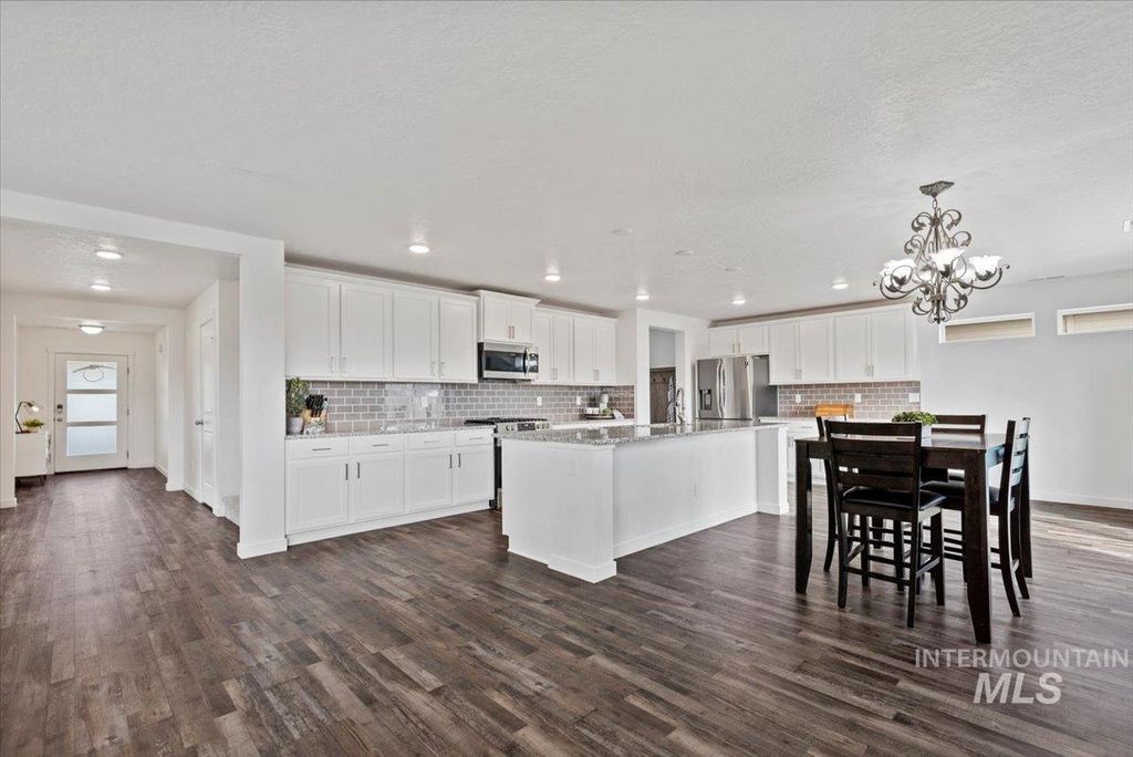 Photo of 3074 N Greengate Way, Star, ID 83669 (MLS # 98977665)