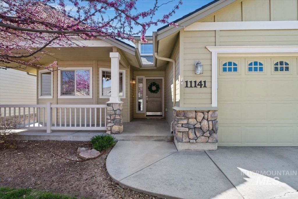 Photo of 11141 W Goldenspire Dr, Boise, ID 83709 (MLS # 98981736)