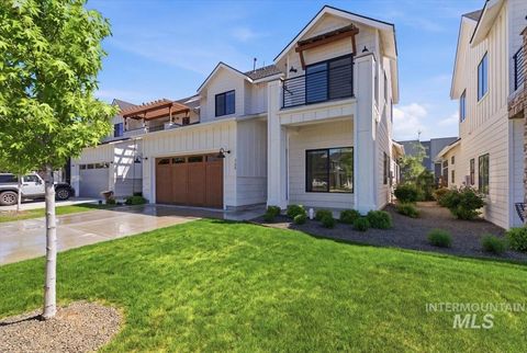 Photo of 4299 W Bay Oak Lane, Meridian, ID 83646 (MLS # 98985280)