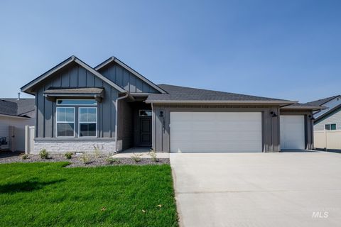 Photo of 18231 N Lion Head Ave, Nampa, ID 83687 (MLS # 98960890)