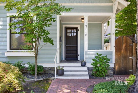 Photo of 1716 N 13th St, Boise, ID 83702 (MLS # 98991639)