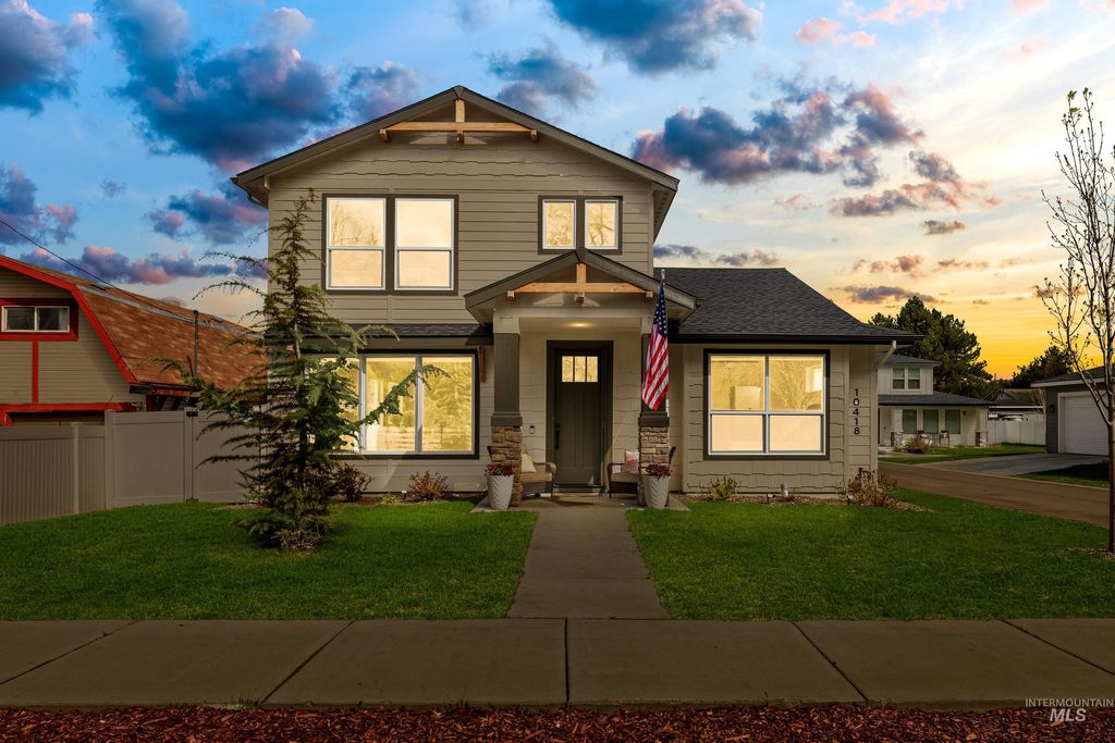 Photo of 10418 W Shields Ave, Garden City, ID 83714 (MLS # 98980615)