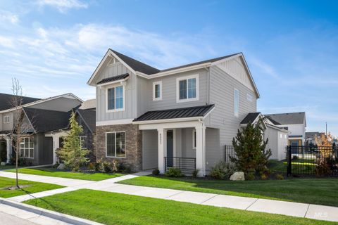 Photo of 6037 S Hope Ave, Meridian, ID 83642 (MLS # 98966518)