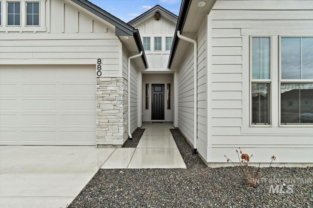 Photo of 2107 E Blakehurst St, Kuna, ID 83634 (MLS # 98971175)