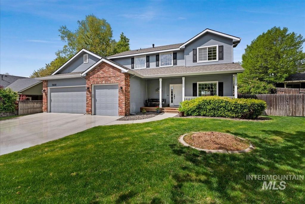 Photo of 2612 Gladstone Ct, Eagle, ID 83616 (MLS # 98984325)