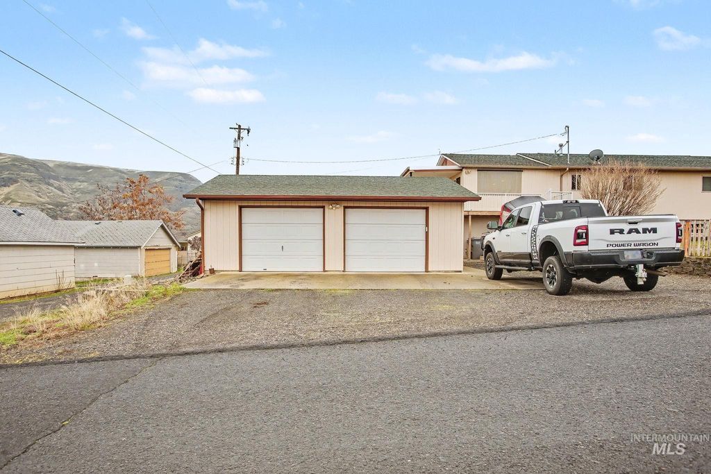 Photo of 1103 3rd Street, Asotin, WA 99402 (MLS # 98971109)