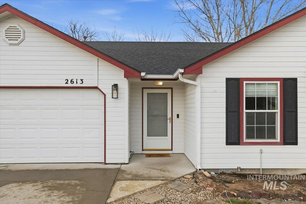 Photo of 2613 S Canyon St, Nampa, ID 83686 (MLS # 98976110)