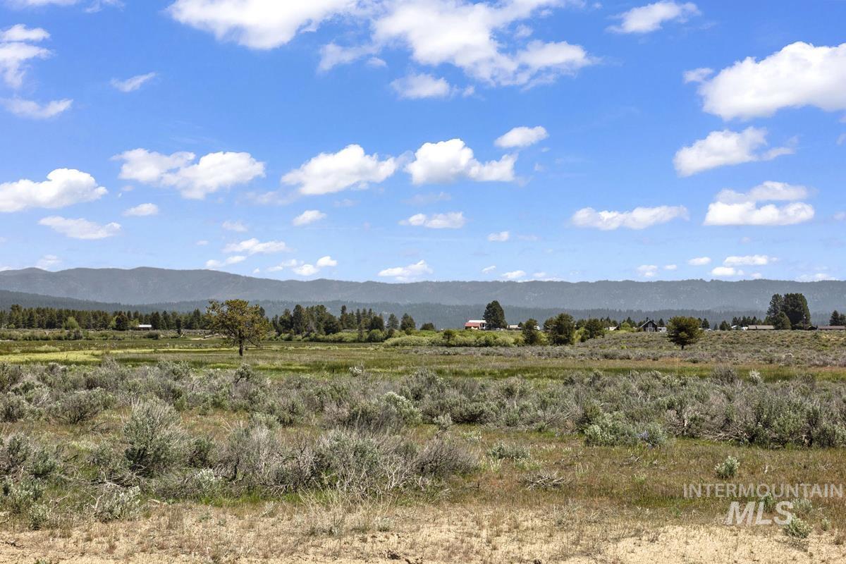 L13 B2 River Bank Drive